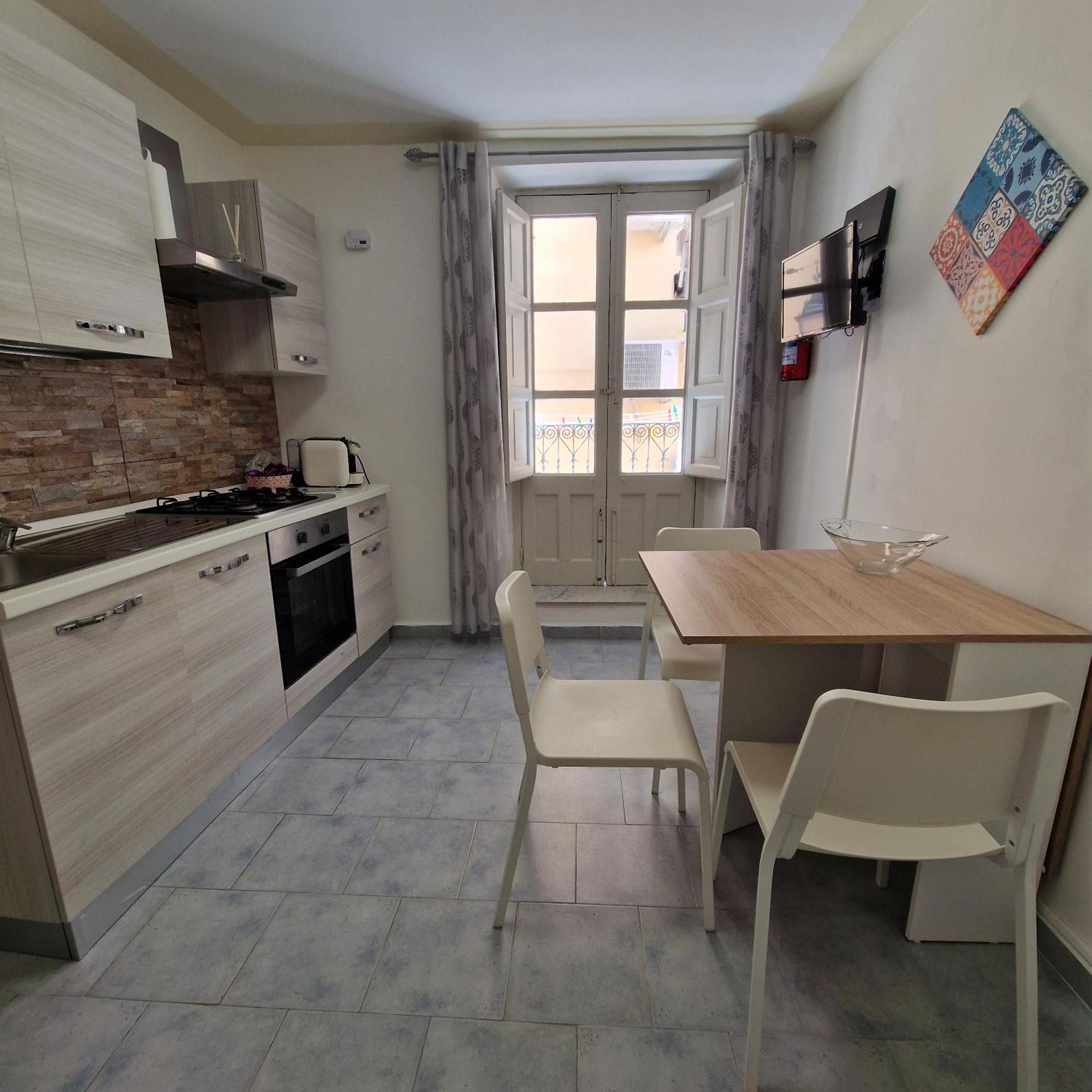 Rocksea Apartments Cefalù Buitenkant foto